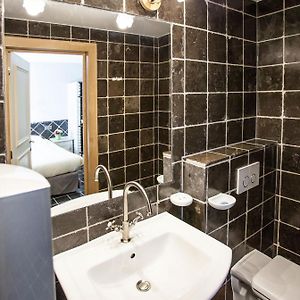 Klassieke Kamer met Twee Aparte Bedden